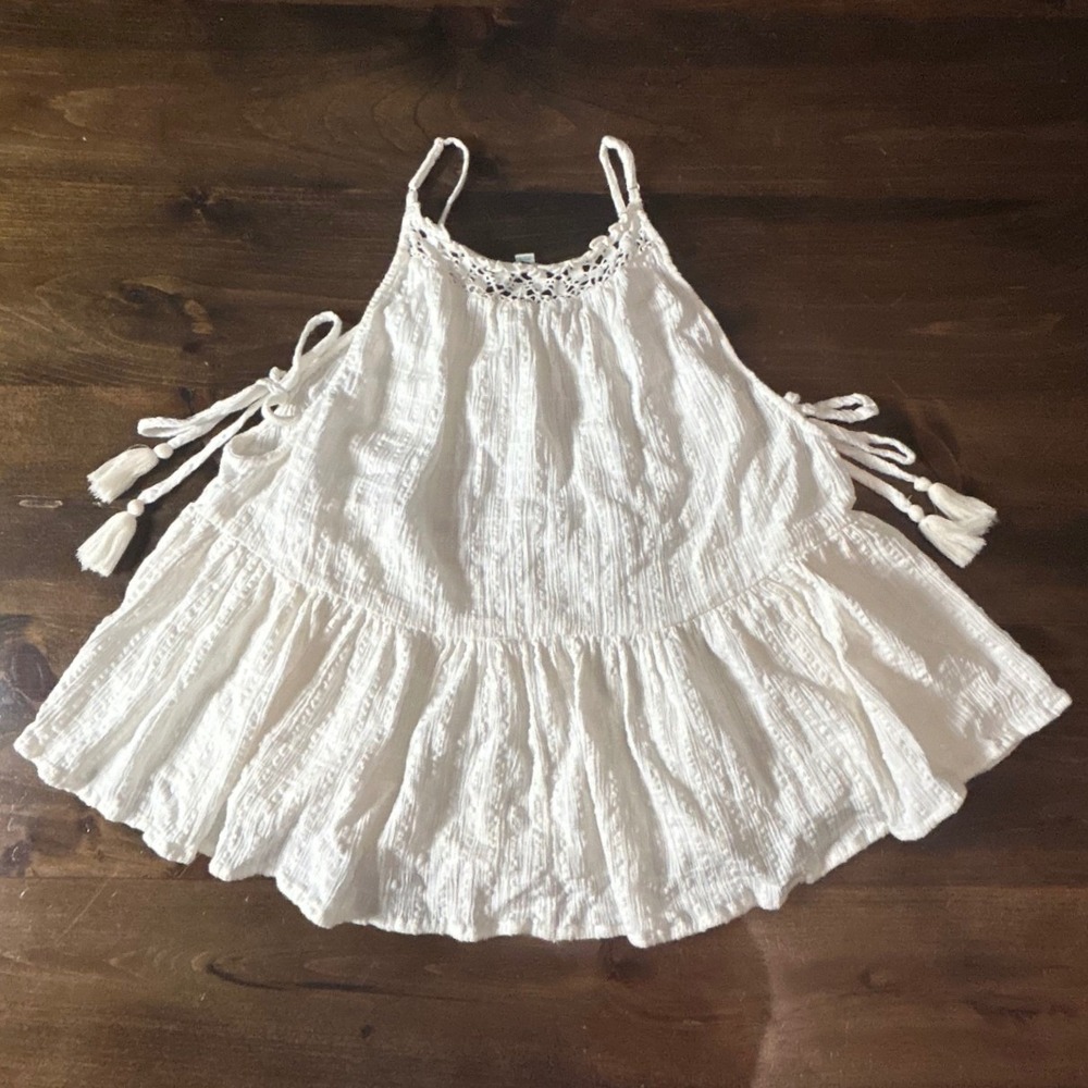 Aerie Tank Top Medium White Boho Crochet Lace Tassel Tiered Gauze Open Sides - Picture 4 of 6
